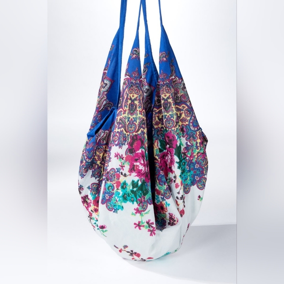 Boho Chic Beach Yoga Hobo Shoulder Bag - Paisley Floral Design - 100% Cotton - Picture 2 of 9